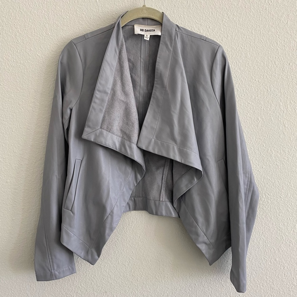 BB DAKOTA FAUX LEATHER DRAPE FRONT JACKET